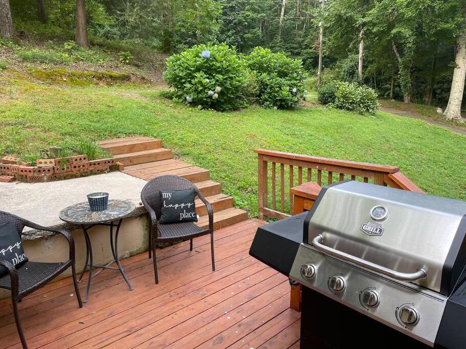 Willa Cozy, Lake Lanier property with amazing views Dawsonville Zewnętrze zdjęcie
