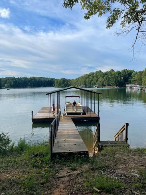 Willa Cozy, Lake Lanier property with amazing views Dawsonville Zewnętrze zdjęcie